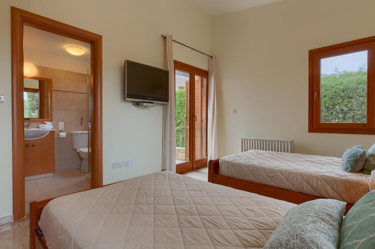 Aphrodite Hills Holiday Residences Superior Villas 3 Bedroom Superior Villa - 0095 *